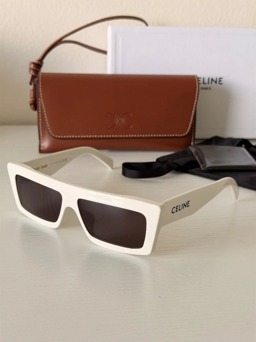 NEW CELINE Unisex White Sunglasses CL40214U 25A Authentic